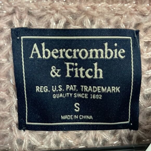 NWT Abercrombie & Fitch sweater - Picture 6 of 7
